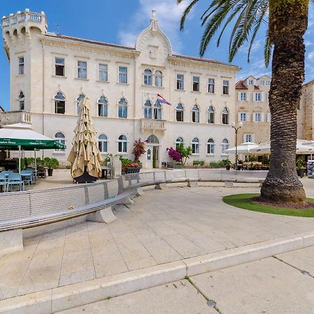 Apartments Old Town Trogir Bagian luar foto