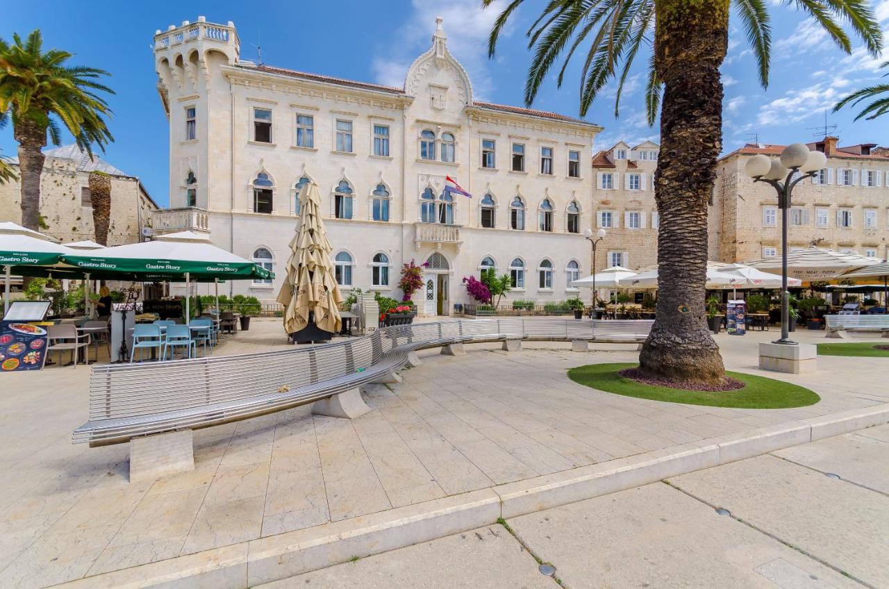 Apartments Old Town Trogir Bagian luar foto