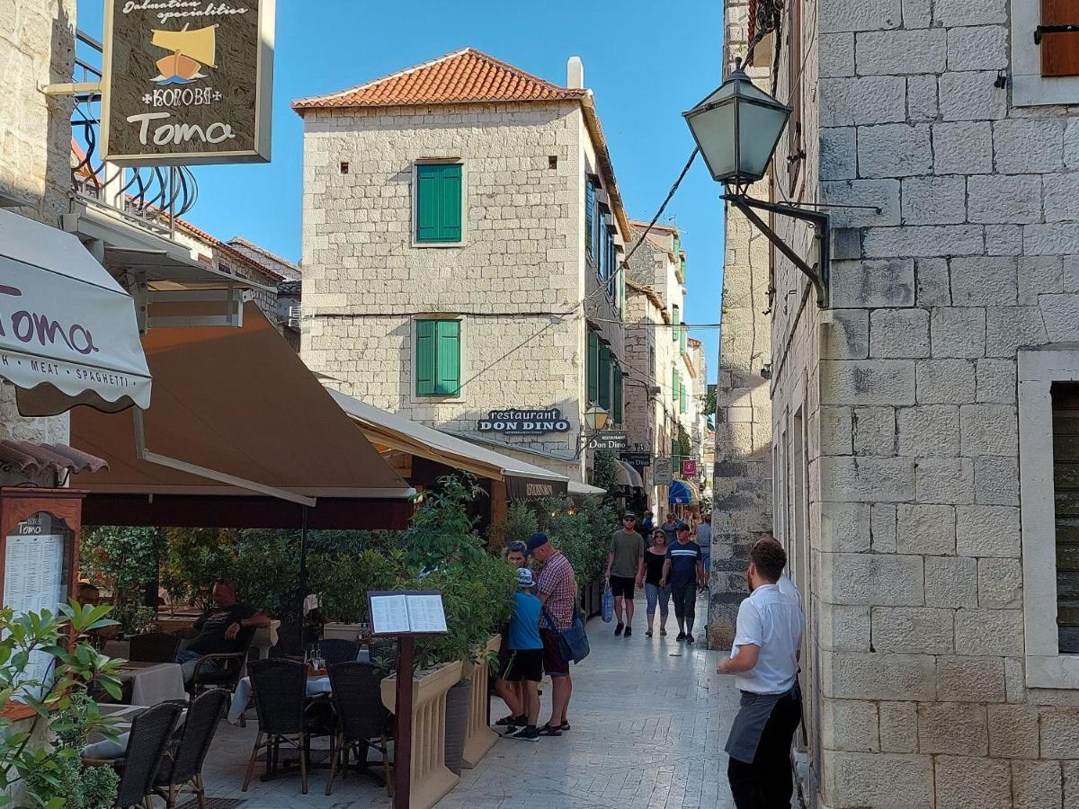 Apartments Old Town Trogir Bagian luar foto